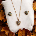 Stylish Leopard Face Jewellery Set for Women – Gold Chain Necklace & Earrings with Green Stones