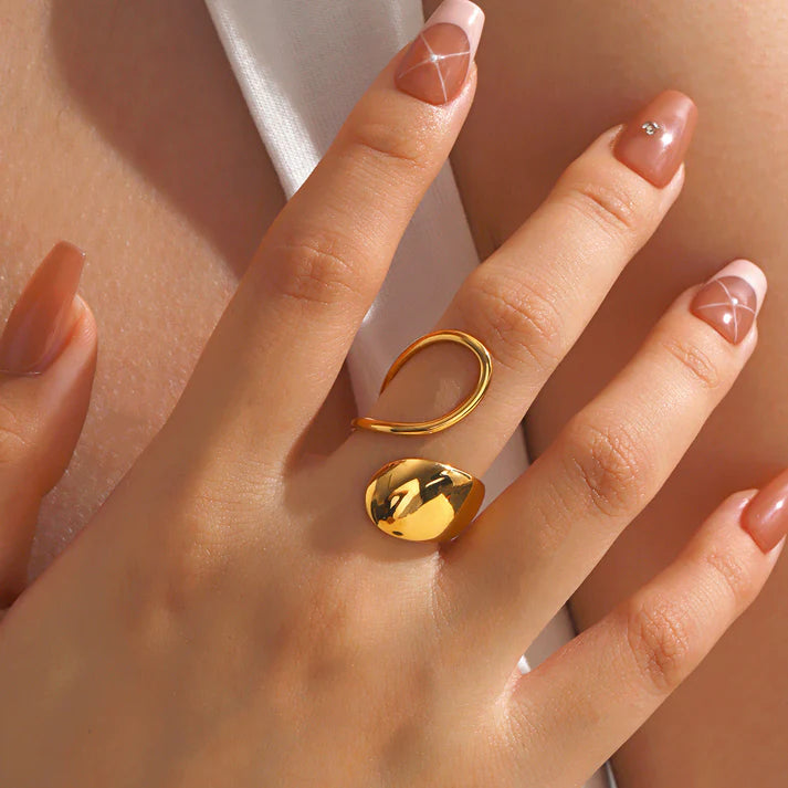 Hugsie 18K Gold Plated Ring